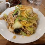 南海飯店 - かたい焼ソバ