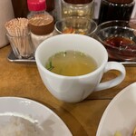 南海飯店 - かたい焼ソバのスープ