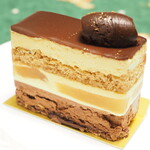 パティスリー イル・プルー・シュル・ラ・セーヌ - ベル・レーヌ