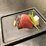 酒肴 大阪まんぷく堂 - すじ鰹漬け