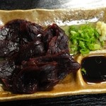 椅子のある立ち呑み つるつるいっぱい - みんくくじら刺身490円　※この日、一番高い料理　2012年12月