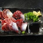 椅子のある立ち呑み つるつるいっぱい - 若鶏砂ぎもの刺身350円　※2012年12月