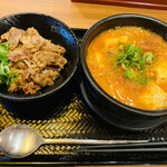 カルビ丼とスン豆腐専門店 韓丼 - カルビ丼とスン豆腐のセット