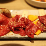 炭火焼肉 肉の匠 ひうち - 