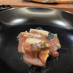 茂幸 - こちらのスペシャリテといえば梅素麺と思っておりましたが、今回は冬ということもあって梅の風味を纏った小豆！と下には芋茎も。甘じょっぱ酸っぱい！笑