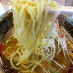 Yaki Ago Ramen Koike - 焼きあご味玉塩らーめん　麺リフト