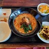 Meikanon - Cセット ハーフ麺とハーフ丼 (1200円)