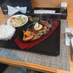 GOHAN-YA あたしんち - ステーキ定食 2,300円(12月24日までの限定)