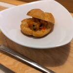 Bistrot saen - アミューズ。グジェール（チーズの混ぜたシュー皮のようなもの）にラタトゥイユが挟んであるようなお料理！