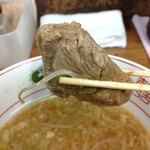 ラーメン二郎 - ブタ⑤別角度