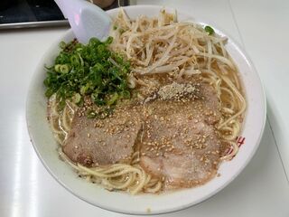 ラーメン専門店 藤原来々軒 - ラーメン大盛　750円