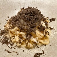 ARMONICO - 黒トリュフと百合根のタリオリーニ 鶏出汁のソース