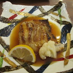 健美食 燎 - 真鱈のバターソースがけ