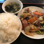 吉田飯店 - 