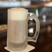 ウルフギャング・ステーキハウス 六本木 - キンっキンに冷えたグラスでビールのサービス♪