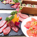 Assortment of 8 types of Japanese black beef