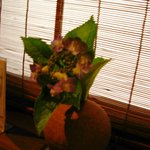 荒井屋 - テーブルの横に