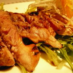 Kyuushuuizakayakatsu - 地鶏のタタキ