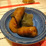 丸山吉平 - お通し　牛蒡の煮物