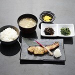 Yellowtail teriyaki set meal