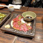 升屋 - 馬刺し安かった