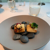 ベージュ アラン・デュカス 東京 - 