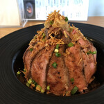ステーキ丼とパフェ gift - 国産和牛ロースステーキ丼ご飯大盛り　1900円