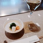 日比谷 モンシェルトントン - お通しとシャンパン