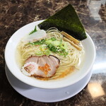 自家製麺 ら～めん かり屋 - おめで鯛だし ら～めん