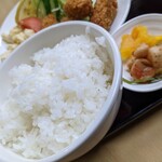 Taishuushokudou Maruya - 定食のライス(中)　