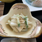 我つま - ランチ　キュウリと梨のサラダ