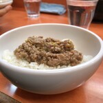 日陰 - 【生姜丼】100円　マジ100円っすよ。