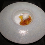 エクアトゥール - 桂花陳酒のジュレ　ソルベアマンド　マンゴープリン　金柑といちご　
      パッションフルーツのコンポート