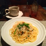 カフェレストラン縁 - ■パスタ：小海老と春菊のペペロンチーノ