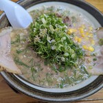 元気らーめん - 味噌ラーメン750円ネギ追加50円