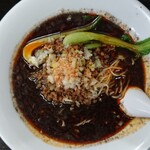 麻辣亭 - 料理写真:担々麺の黒ごま 卵麺