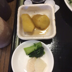 わ楽 - さつまいもの煮物、お新香