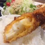わ楽 - イカフライ断面  オンザライス  