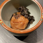 塩ホルモン 周吾 - 自家製梅ぼし♬.*ﾟ