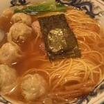 松波ラーメン店 - ワンタン麺