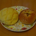 エディーズ･ブレッドミニ - メロンパン、焼きカレーパン