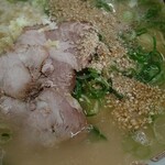 江ちゃんラーメン - 今日のチャーシュー厚めだった。嬉しい(>ω<)