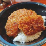 キッチン ムロオカ - かつ丼 (430円・税込)