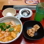 なか卯 - とろたま親子丼（小）［470円］