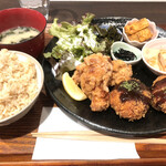 ブック＆カフェ喫茶去 - 