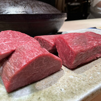 肉割烹 上 - 
