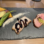 ブッフェアンドカフェ スロープサイドダイナー ザクロ - イベリコ豚と鴨の焼き物。イベリコ豚がモチモチ甘く美味しかったです。