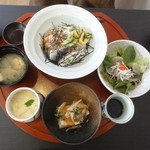 Bis pApa - 海鮮丼ランチ 　2012/12/24