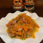 沖繩料理 南風 - 人参しりしりー¥500