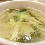 チャイナ 三丁目 - 【'12/12/21撮影】サービスランチ 1000円 の玉子スープ